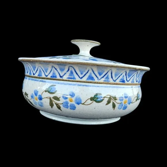 Vintage Studio Pottery Stoneware Ceramic Caserole with Lid Signed Gisela 1979 - Picture 10 of 14